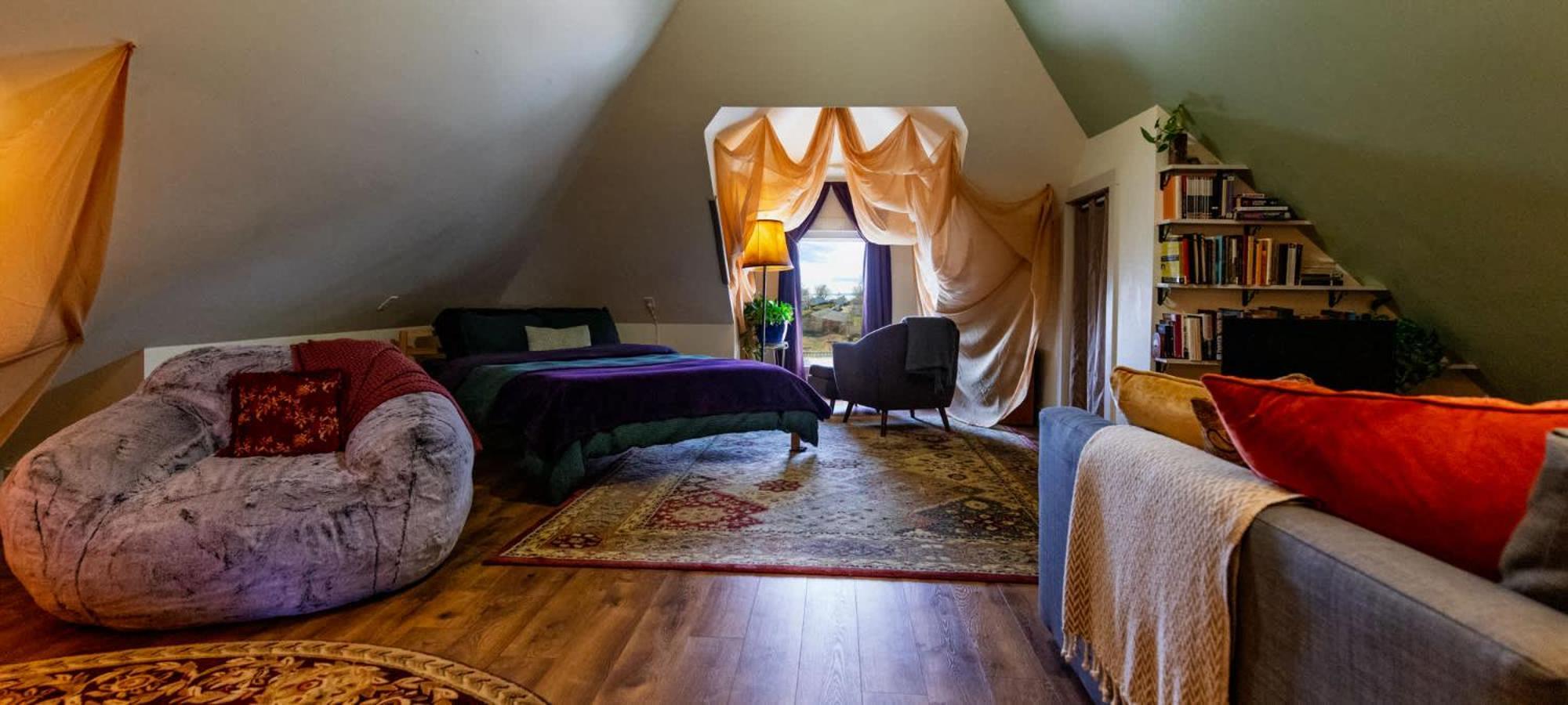 Centrally Located With Lake Views Burlington Exteriör bild